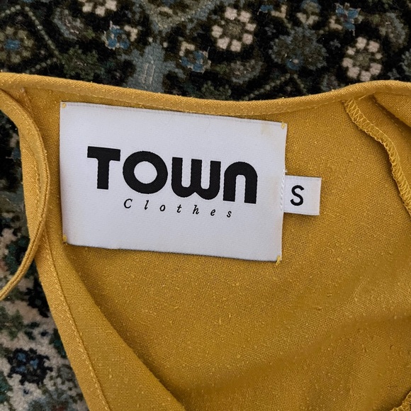 Town Clothes Quince Top in Sunflower, S - Picture 4 of 4